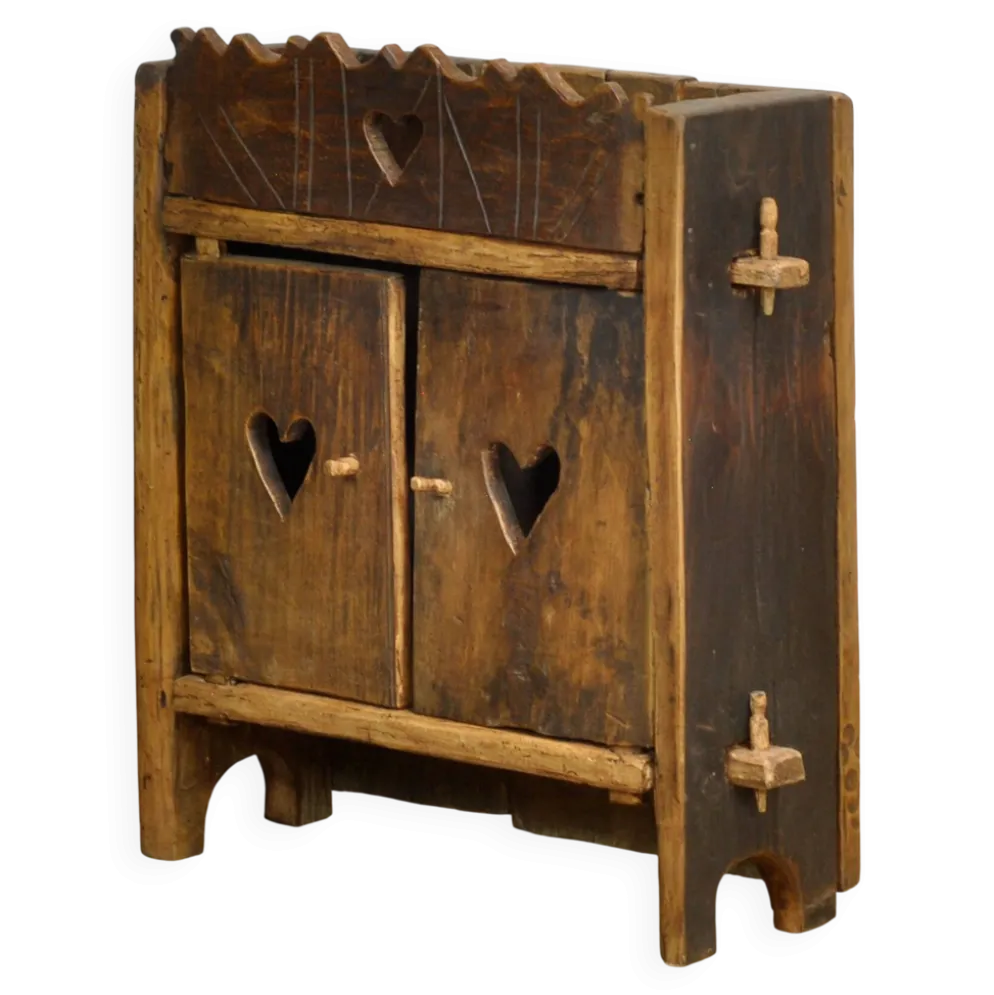 Cabinet d'art populaire roumain, vers 1950
