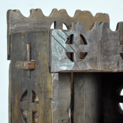 Cabinet d'art populaire roumain, vers 1950