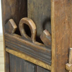 Cabinet d'art populaire roumain, vers 1950