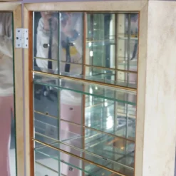 Cabinet de bar Aldo Tura en peau de chèvre sur piédestal, années 1960