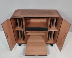 Cabinet de bar Art Déco par Jindrich Halabala pour Up Závody, années 1940.