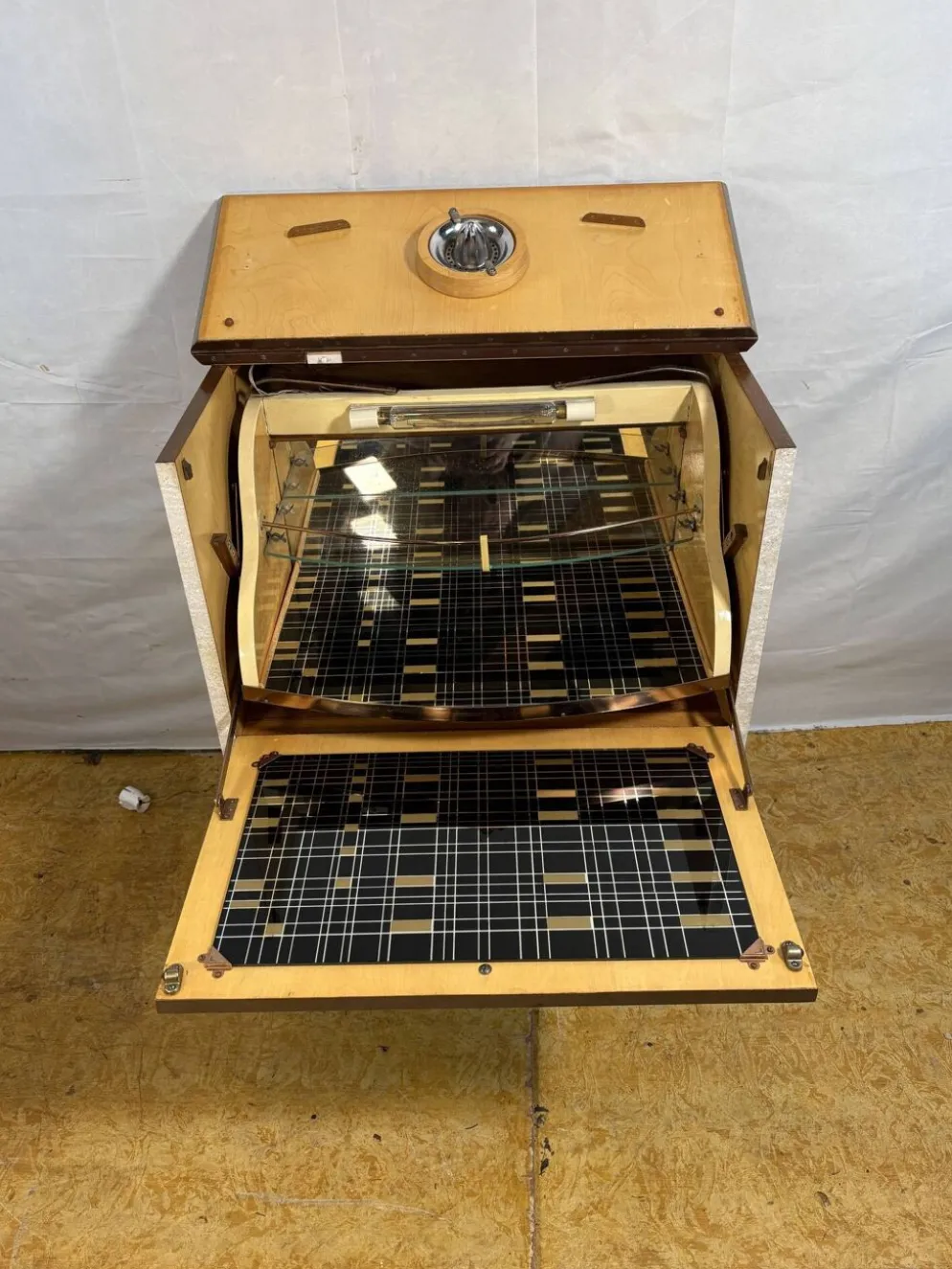 Cabinet de bar cocktail en teck et stratifié rétro des années 50-60