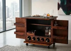 Cabinet de bar en palissandre danois par Illum Wikkelsø, années 1960