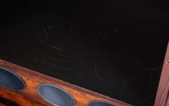 Cabinet de bar en palissandre danois par Illum Wikkelsø, années 1960