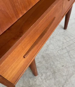 Cabinet de bar en teck danois vintage des années 1960