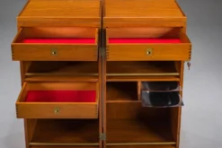 Cabinet de bar en teck vintage par Reno Wahl Iversen pour Dyrlund, Danemark, années 1960.