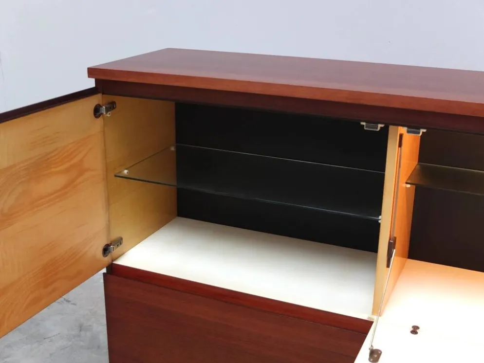 Cabinet de bar minimaliste par Meubelfabriek Aurora, années 1960