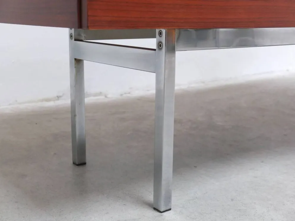 Cabinet de bar minimaliste par Meubelfabriek Aurora, années 1960
