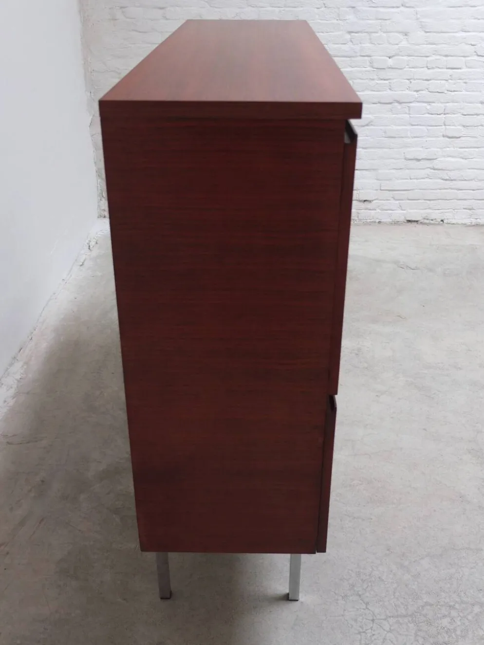 Cabinet de bar minimaliste par Meubelfabriek Aurora, années 1960