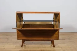 Cabinet de bar modèle U391 des années 50 par Bohumil Landsman pour Jitona, Tchécoslovaquie, années 1960.