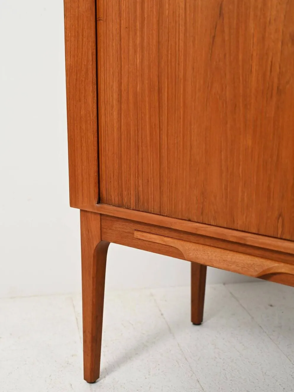 Cabinet de bar scandinave par Kurt Østervig