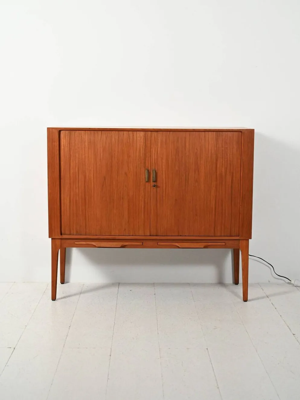 Cabinet de bar scandinave par Kurt Østervig