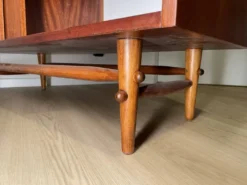 Cabinet de bar vintage des années 50 / Buffet modernisme d'Europe de l'Est