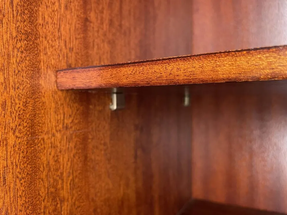 Cabinet de bar vintage des années 50 / Buffet modernisme d'Europe de l'Est