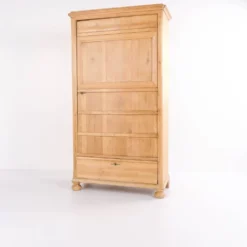 Cabinet de chambre – pieds ronds – bois de pin – porte avant et tiroir – début des années 1900