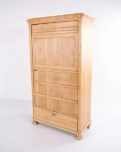 Cabinet de chambre – pieds ronds – bois de pin – porte avant et tiroir – début des années 1900