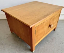 Cabinet de chevet vintage