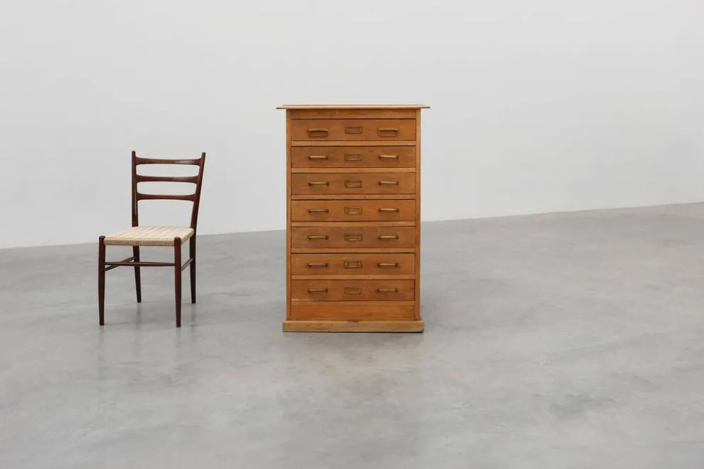 Cabinet de classement en chêne industriel avec poignées en laiton, Royaume-Uni, années 1920