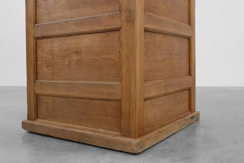 Cabinet de classement en chêne industriel avec poignées en laiton, Royaume-Uni, années 1920