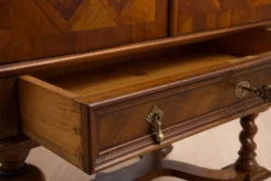 Cabinet de cocktail néo-baroque en noyer allemand, années 1900