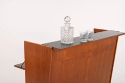 Cabinet de cocktail SK661 et tabourets de bar par Johannes Andersen pour Skaaning & Son années 1960