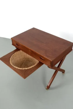 Cabinet de couture danois