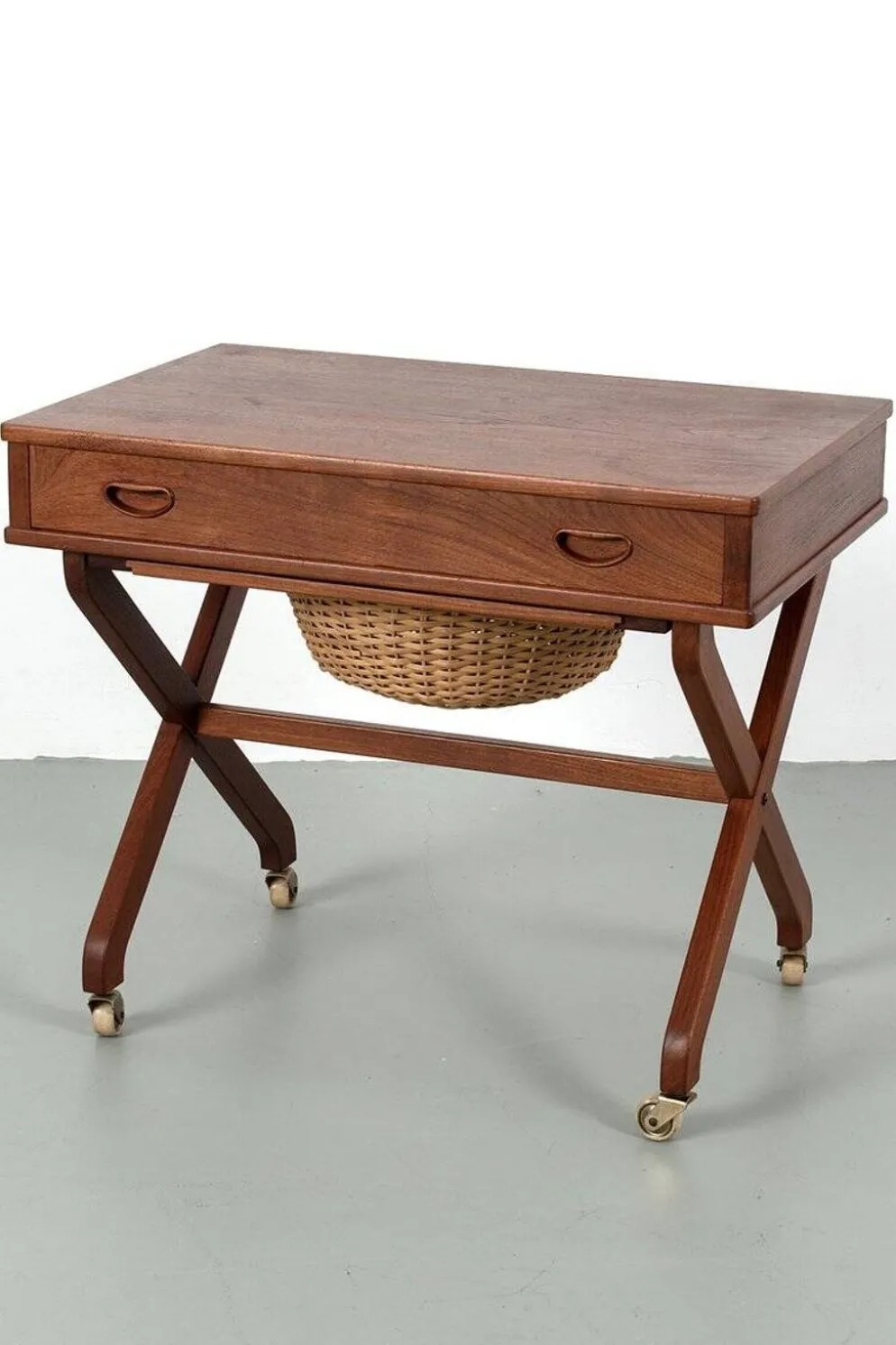 Cabinet de couture danois