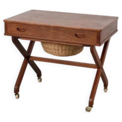 Cabinet de couture danois
