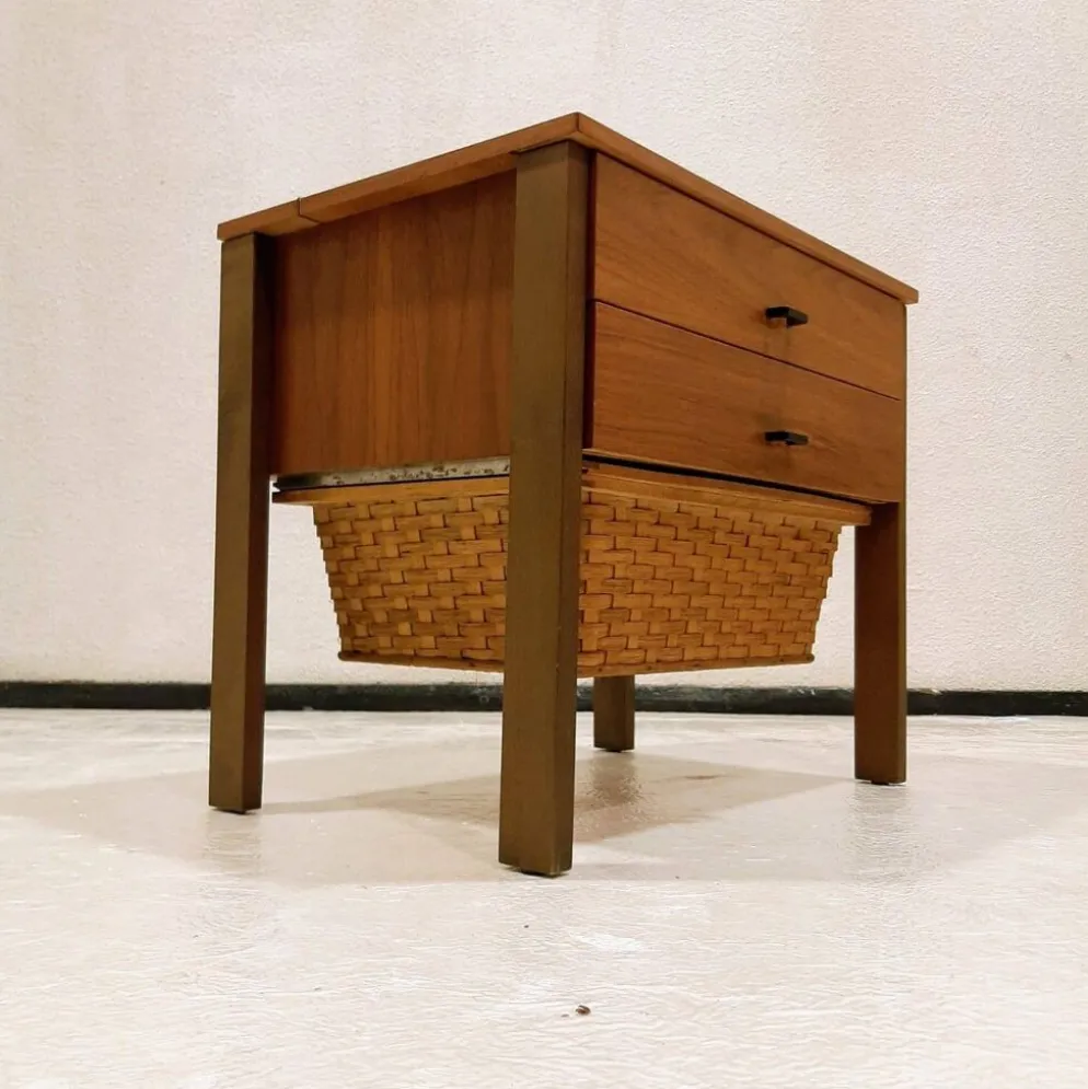 Cabinet de couture Horn Collection