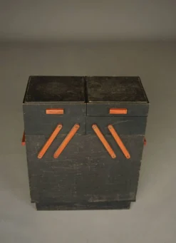 Cabinet de couture moderniste néerlandais. Années 1930.