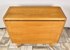 Cabinet de literie vintage Jitona années 1970 Tchécoslovaquie