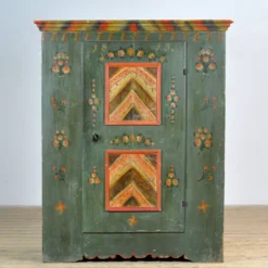 Cabinet de mariage en pin, daté de 1815