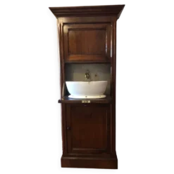 Cabinet de marine