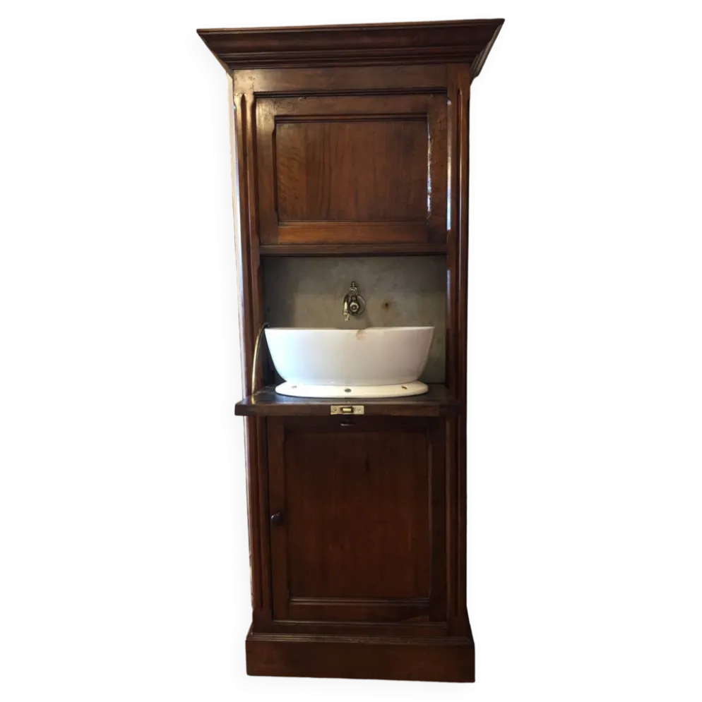 Cabinet de marine