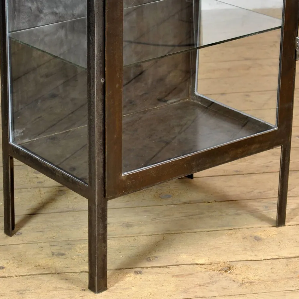Cabinet de médecine en fer poli, années 1920