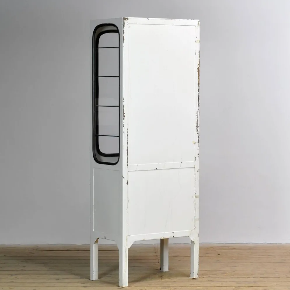 Cabinet de médecine vintage, années 1970