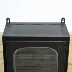 Cabinet de médecine vintage, années 1970