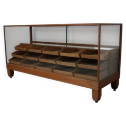 Cabinet de mercerie en chêne britannique ancien, années 1930