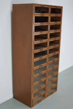 Cabinet de mercerie en chêne néerlandais vintage, années 1930