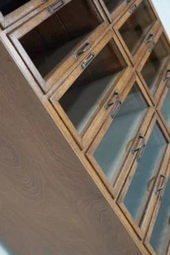 Cabinet de mercerie en chêne néerlandais vintage, années 1930