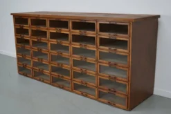 Cabinet de mercerie en chêne néerlandais vintage, années 1930