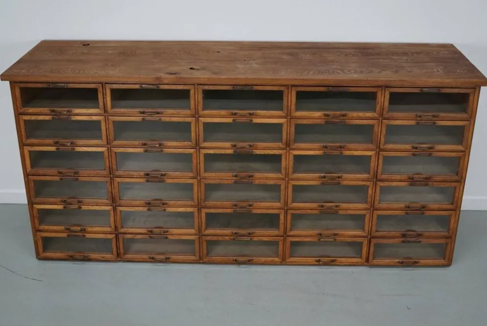 Cabinet de mercerie en chêne néerlandais vintage, années 1930