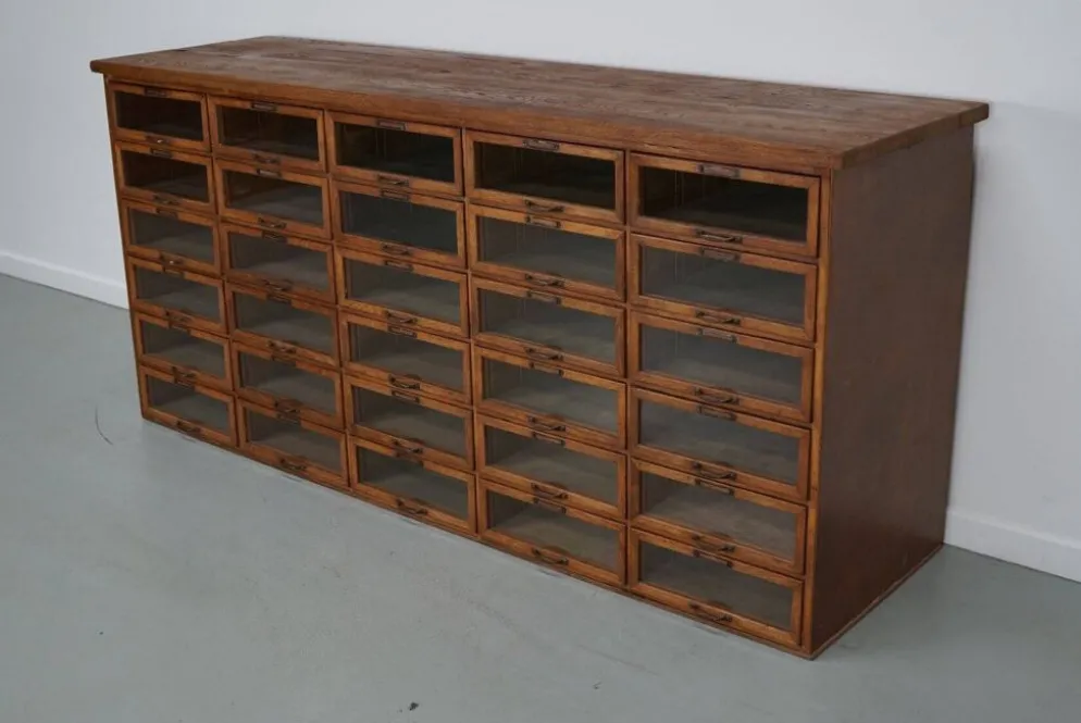 Cabinet de mercerie en chêne néerlandais vintage, années 1930
