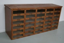 Cabinet de mercerie en chêne néerlandais vintage, années 1930