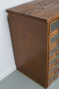 Cabinet de mercerie en chêne néerlandais vintage, années 1930