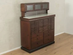 Cabinet dentaire, années 1920