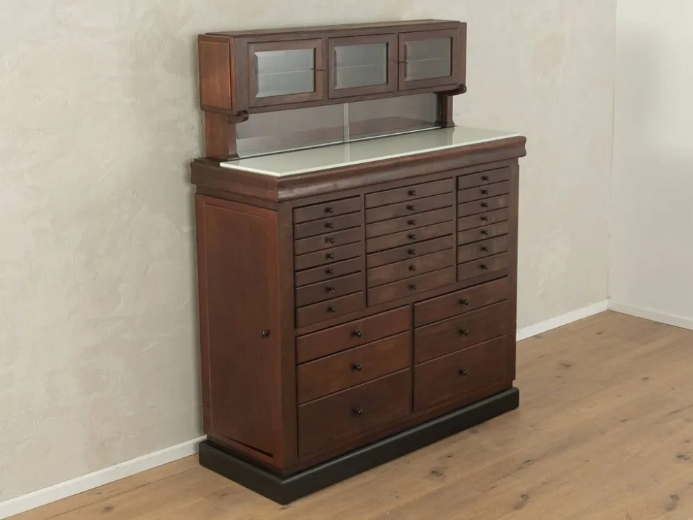 Cabinet dentaire, années 1920