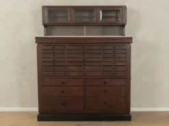 Cabinet dentaire, années 1920