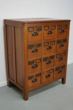 Cabinet de pharmacie / de classement en teck néerlandais vintage, années 1930