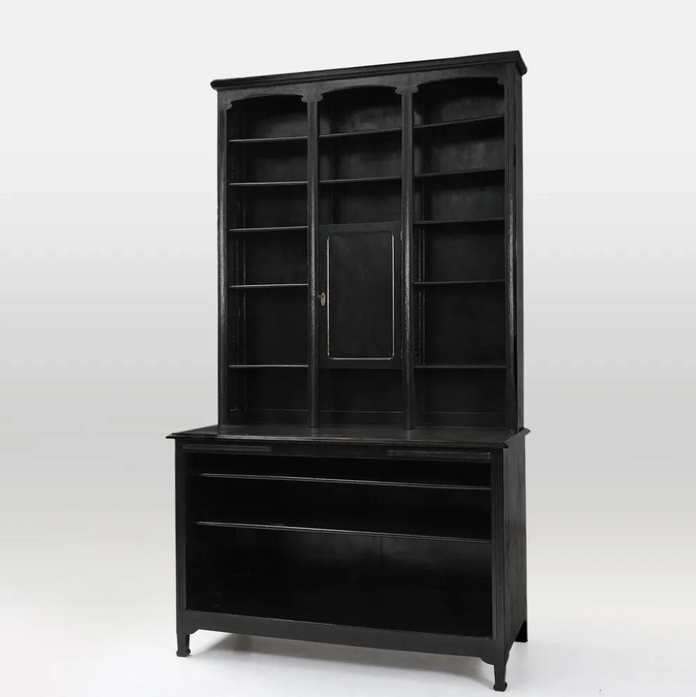 Cabinet de pharmacien Art Nouveau en chêne, France, 1910
